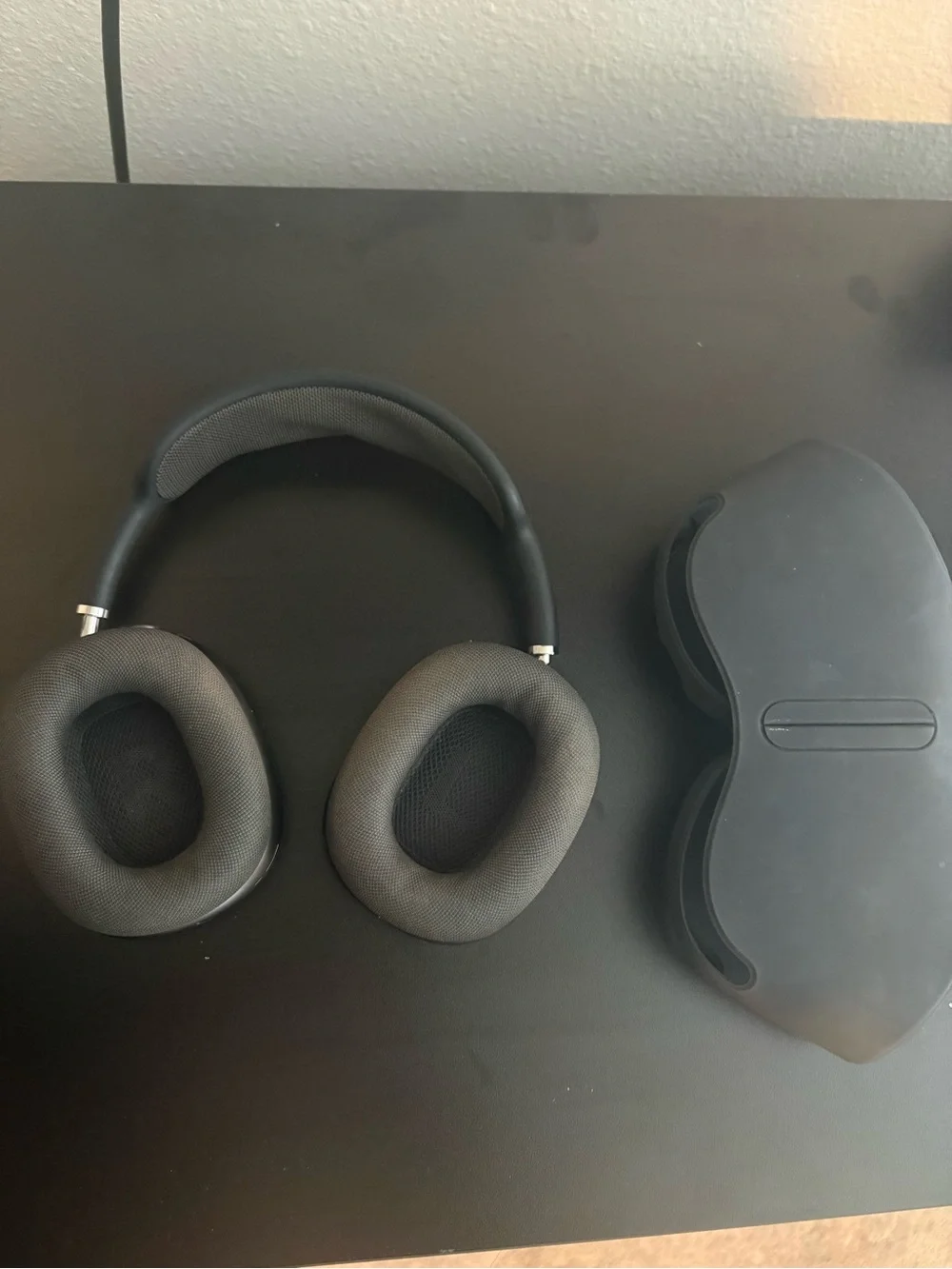 Apple AirPods Max Over-Ear Headphones - Space Gray - comes with charger